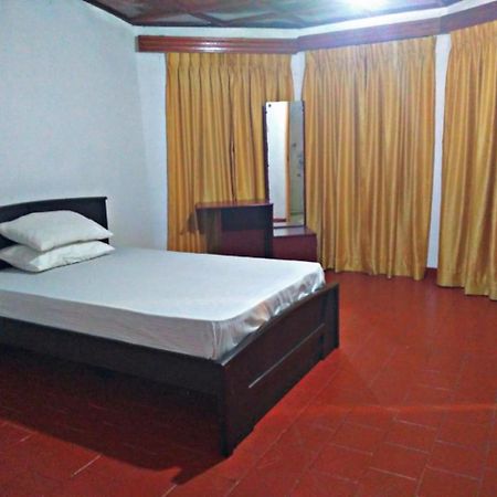 Koslanda Diyaluma Falls Inn מראה חיצוני תמונה