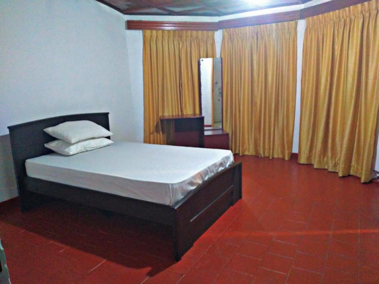 Koslanda Diyaluma Falls Inn מראה חיצוני תמונה